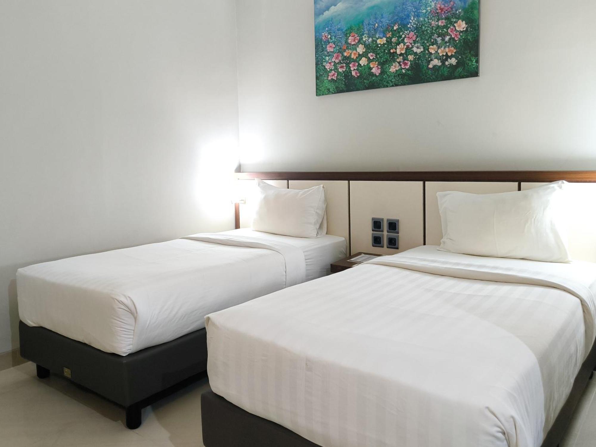 Rylich Panorama Hotel Sorong Cameră foto