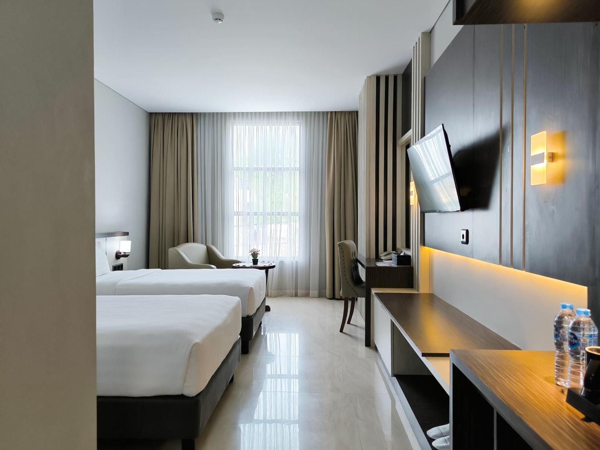 Rylich Panorama Hotel Sorong Cameră foto