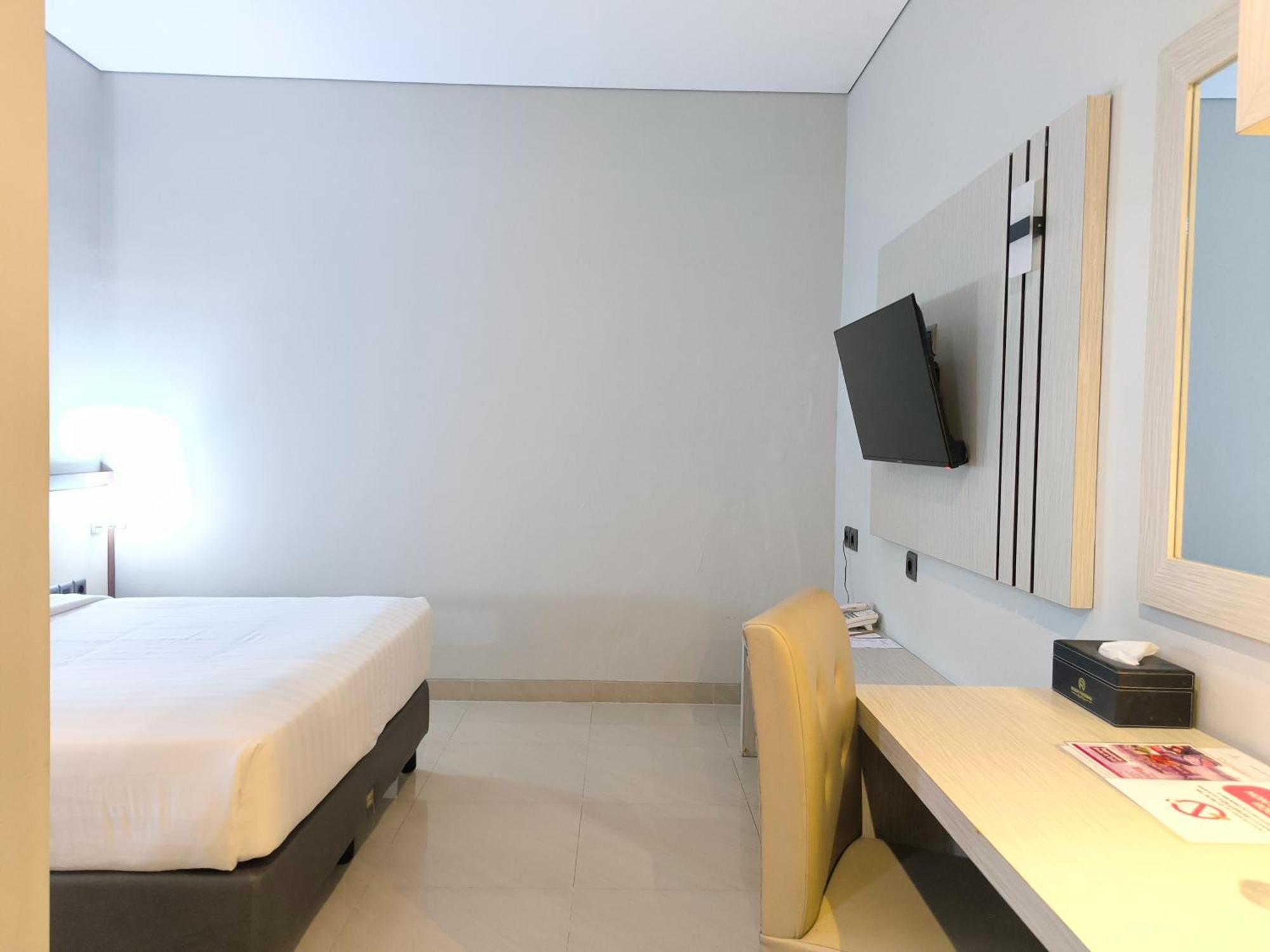 Rylich Panorama Hotel Sorong Cameră foto
