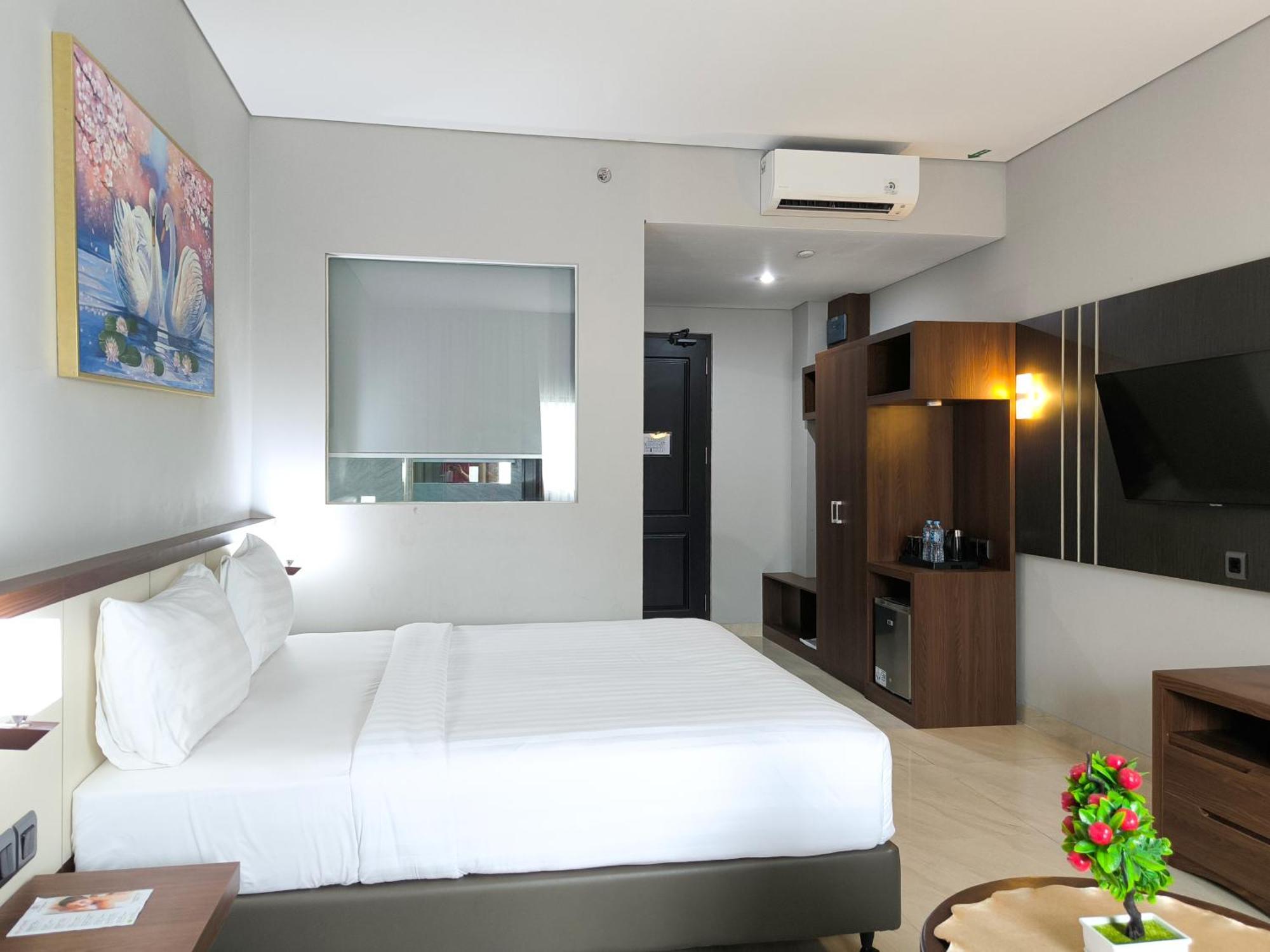 Rylich Panorama Hotel Sorong Cameră foto